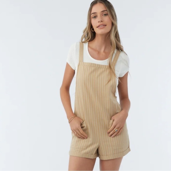 🔆O’NEILL🔆 SUMMERLIN ROMPER JUMPSUIT SHORTS ADJUSTABLE CUTE COMFORTER - Picture 3 of 16